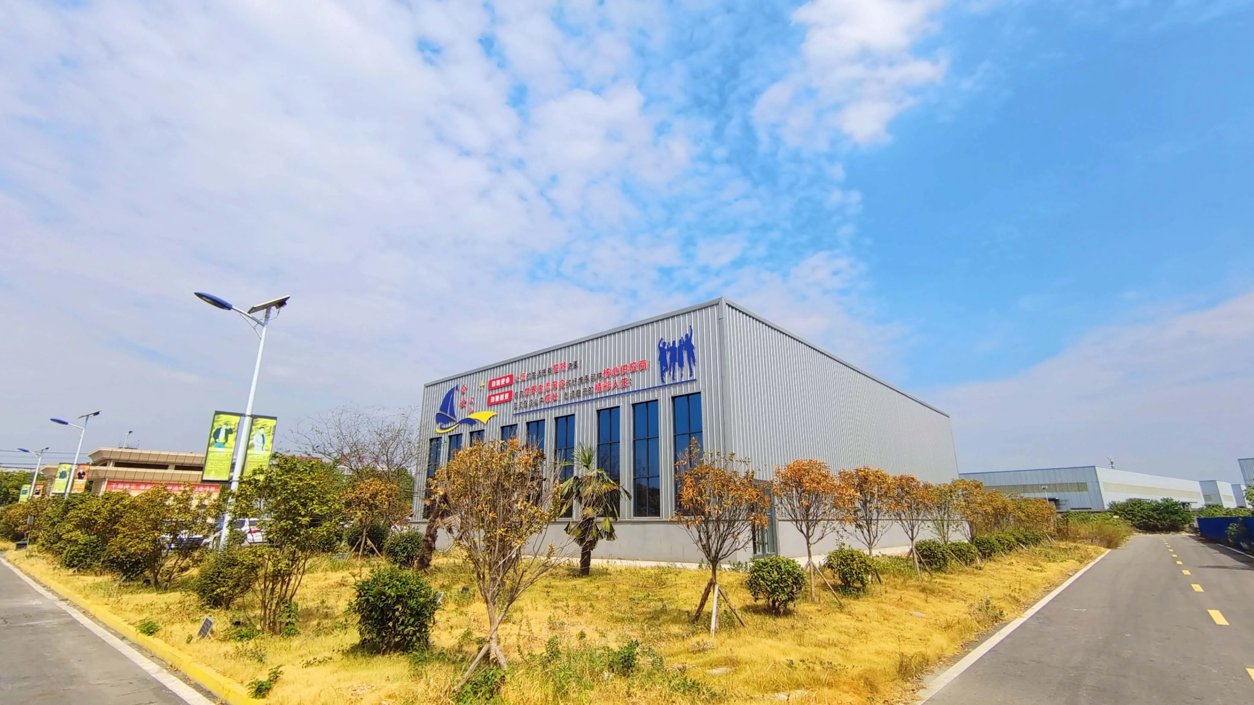 جناح سبويلر لسقف النافذة الخلفية من ألياف الكربون لـ 2024 Mustang S650 GT Dark Horse