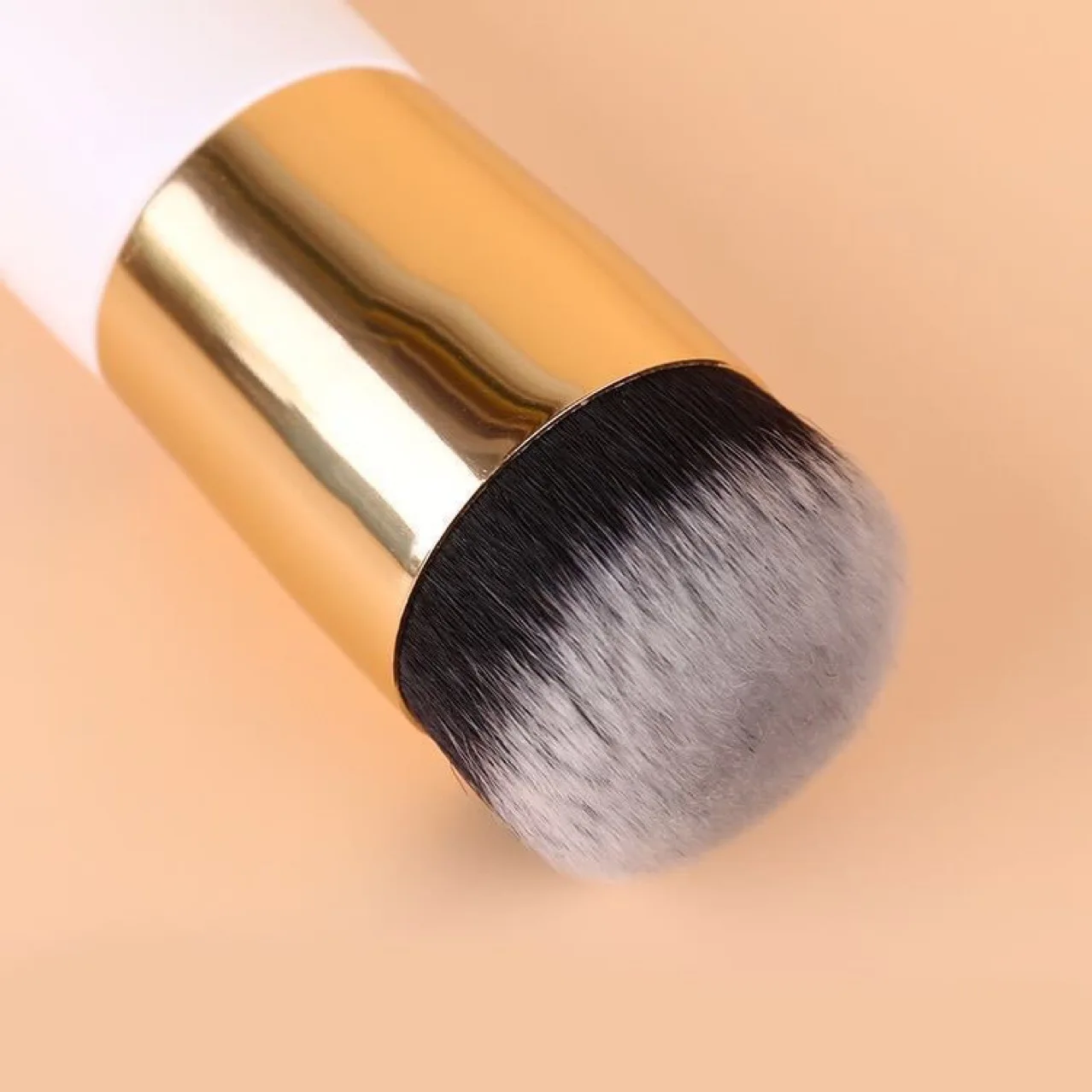 Pinceau de maquillage professionnel Chubby dôme, pinceau pour fond de teint, crème plate, cosmétique, nouveau, 2023