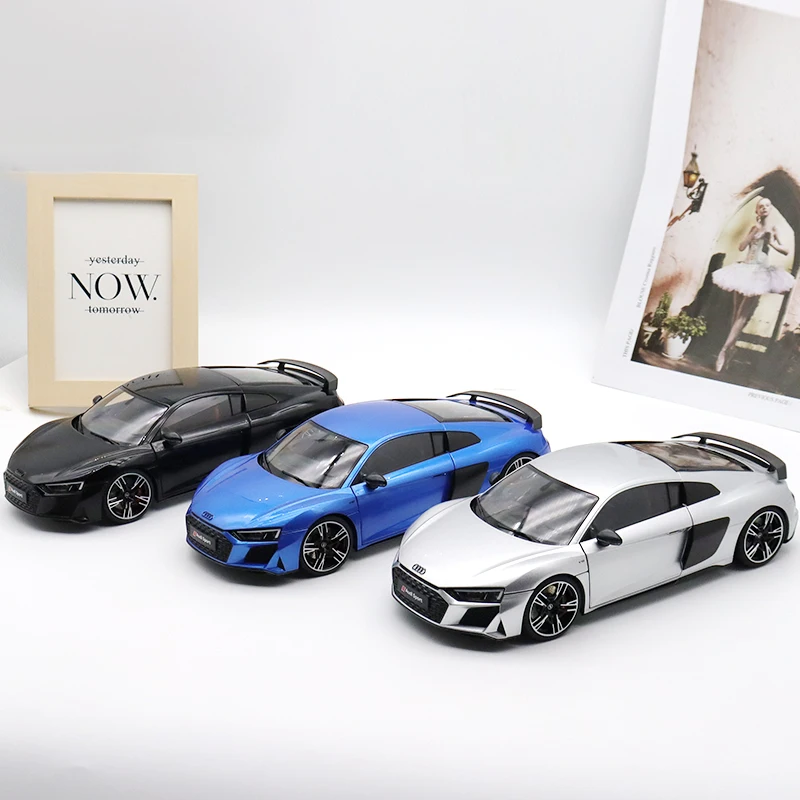 Audi R8 V10 1:18 Die-Cast Metal Car Model