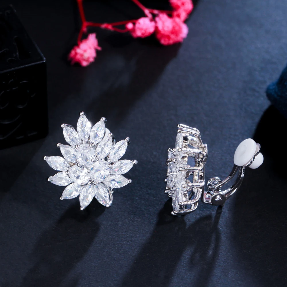 Pera moda flor grande encanto circonita cúbica brillante Clip no perforado en pendientes para mujer moda fiesta sin agujero joyería para la oreja E529