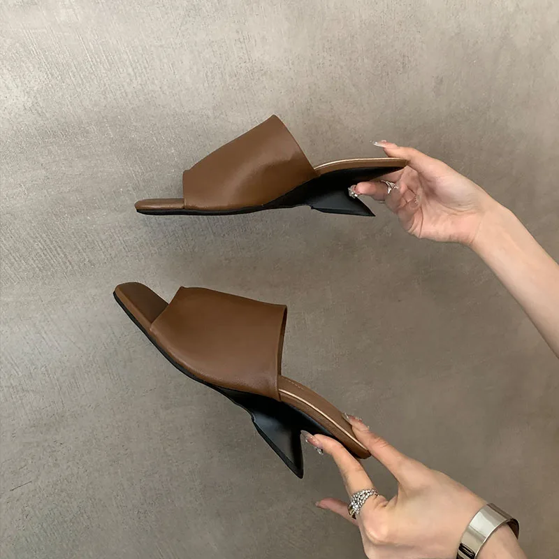 

Новинка 2025, женская модная обувь на танкетке, босоножки на каблуке, шлепанцы, обувь для женщин, лето-весна, женские сандалии на танкетке, тапочки, обувь