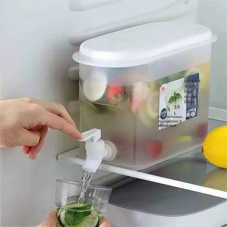 

Кувшин для воды с холодным соком, л