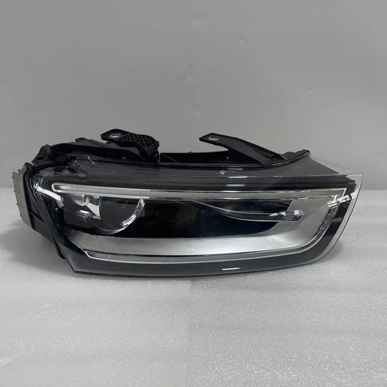 

Оригинальная ксеноновая фара для Audi Q3 8U с модулем 8U0941004D