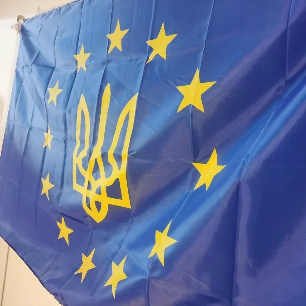 EU Ukraine Flag 90x150cm Durable Polyester Outdoor Banner for Solidarity Events EU Support Wall Garden International Day Decor