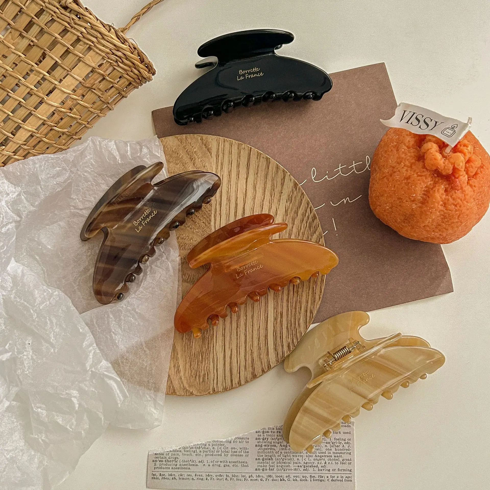 Рисунок 4 - Новые ретро корейские ацетатные заколки для волос