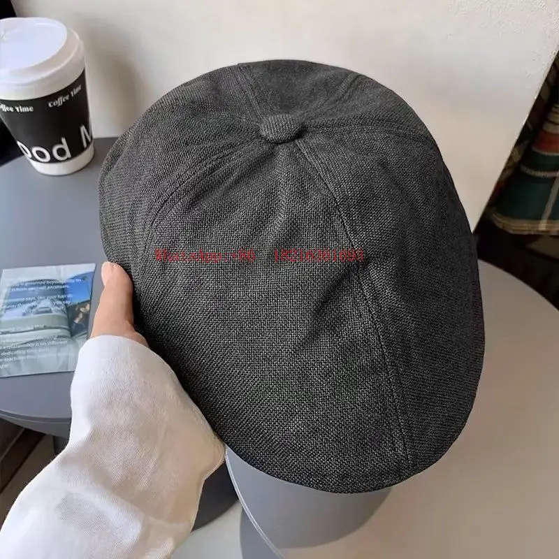 Retro Women's Art Wears Forward Hats in Reverse, and New Versatile Face-revealing Hats