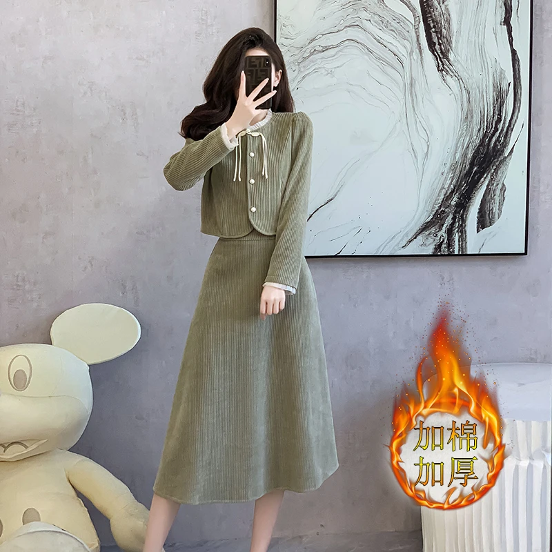 

Женский костюм с юбкой, зеленая куртка с кружевными вставками и небольшим ароматом, пальто, тонкая юбка трапециевидной формы с высокой талией, универсальный утолщенный комплект из двух предметов