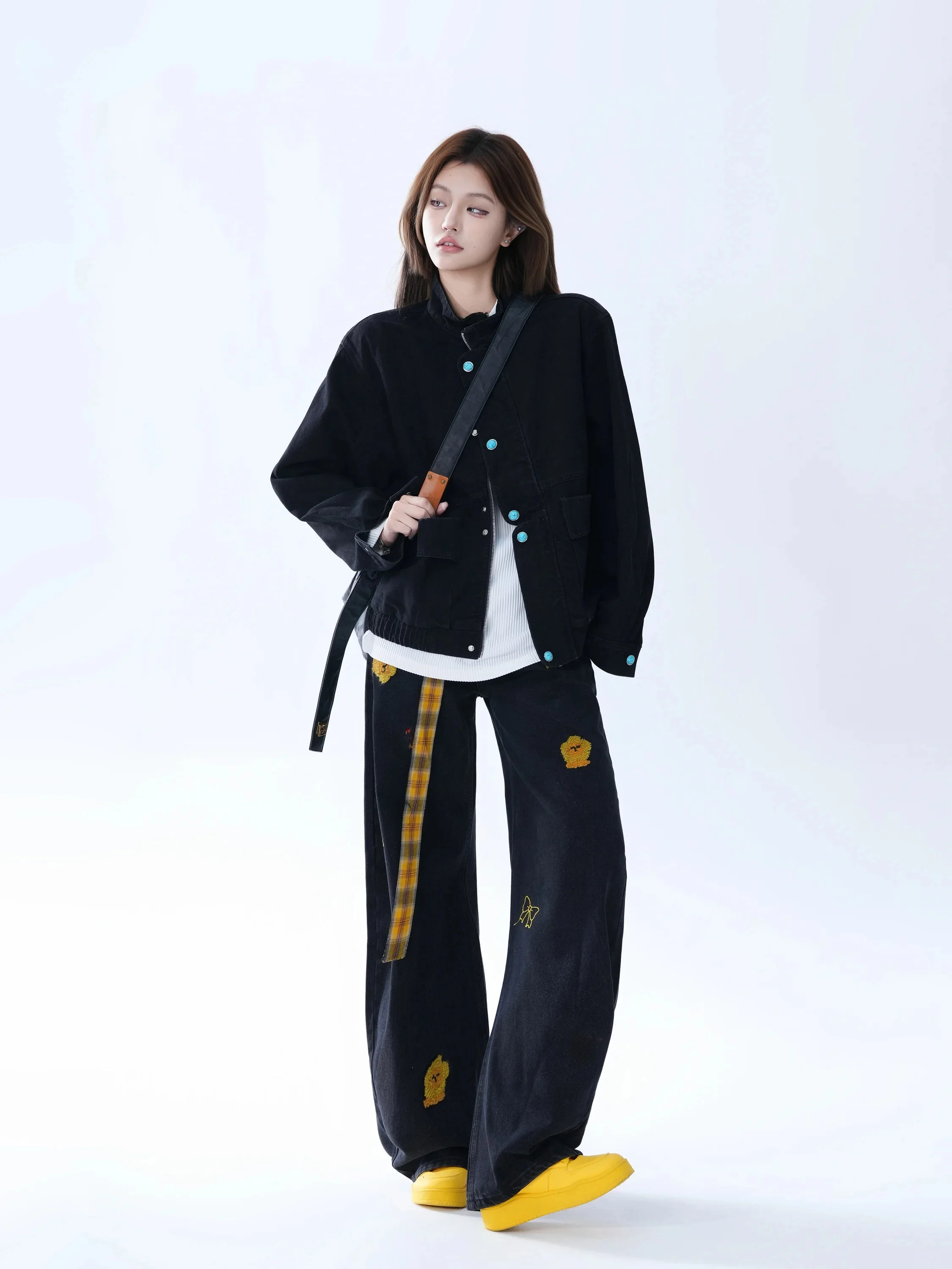 Retro American Style Button Design Loose Fit Workwear Jacket for Women Cotton Polyester Blend Long Sleeve Zipper Closure