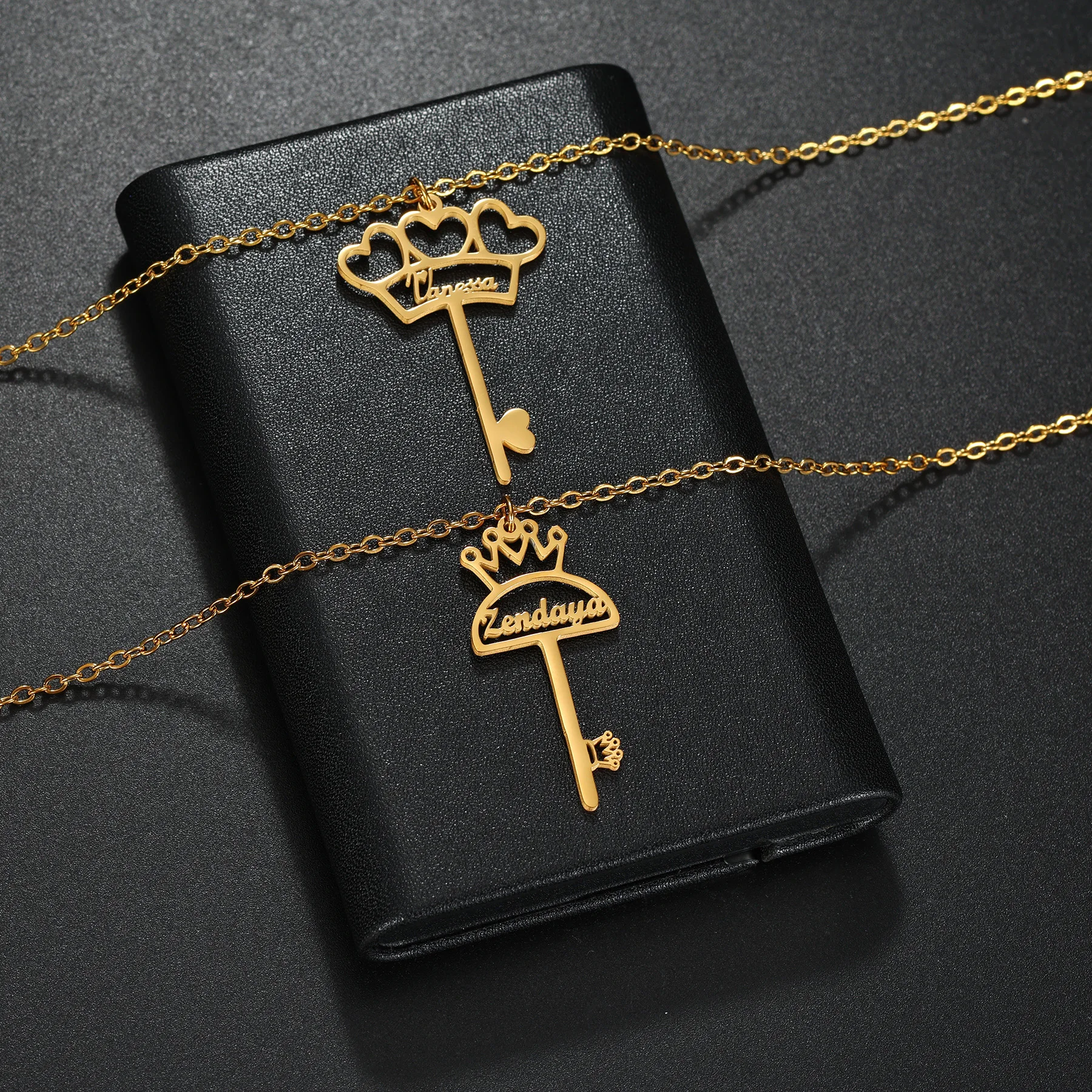 Acheerup Customized Name Key Pendant Necklace for Women Men Stainless Steel Crown Heart Key Choker Chain Jewelry Birthday Gift