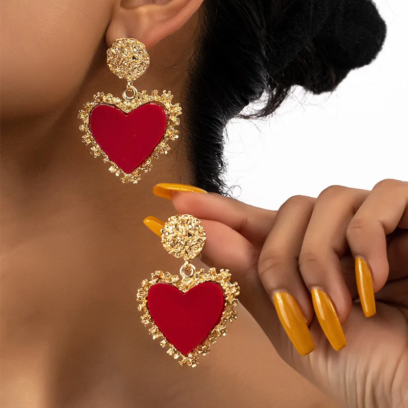 Simple Heart-shaped Stud Earrings For Women Vintage Geometric Enamel Metal Ear Accessories Holiday Party Fashion Jewelry E453