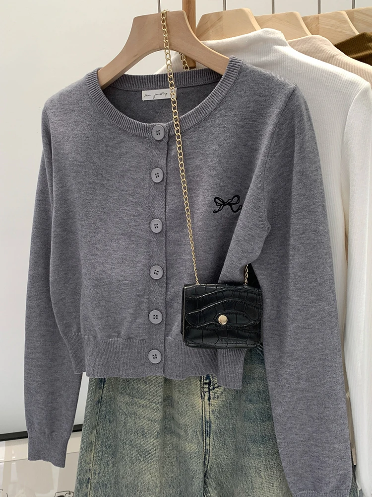 Red New Year Embroidered Short Knitted Sweater Coat Women's Fashionable Autumn 2026 Spring Commute Style Loose Fit V-Neck But...