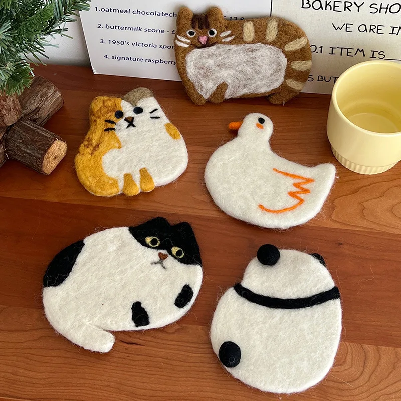 Wool Felt Coasters Simulated Cute Animal Handicrafts Cat Panda Bowl Mats Dirt Resistant Heat-resistant Dining Table Mats Gifts