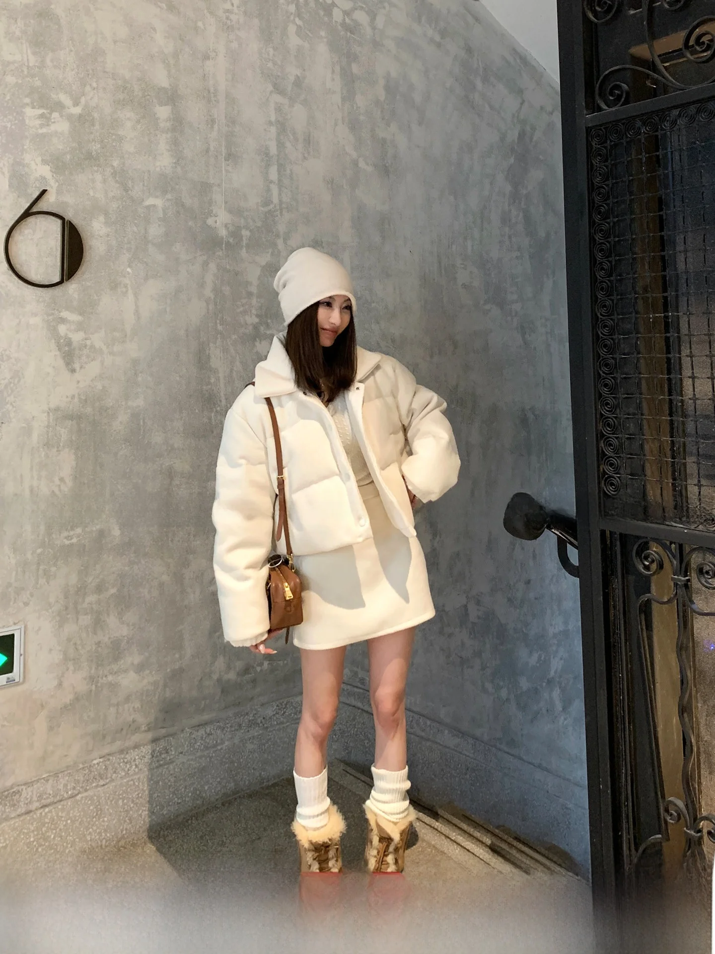 

Комплект Gv Big Brother: утепленная хлопковая юбка и куртка, осенне-зимний новый теплый повседневный женский костюм