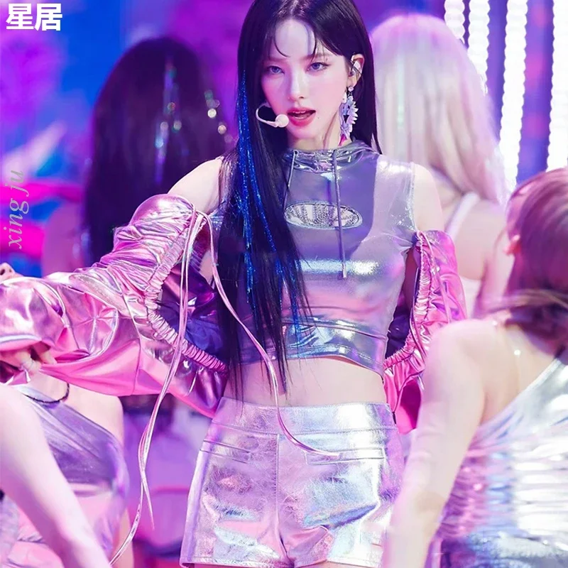 Nuovo cantante coreana Concerto Abiti da ballo jazz Top corto sexy a maniche lunghe Pantaloncini slim Gruppo da donna Kpop Abiti per spettacoli teatrali