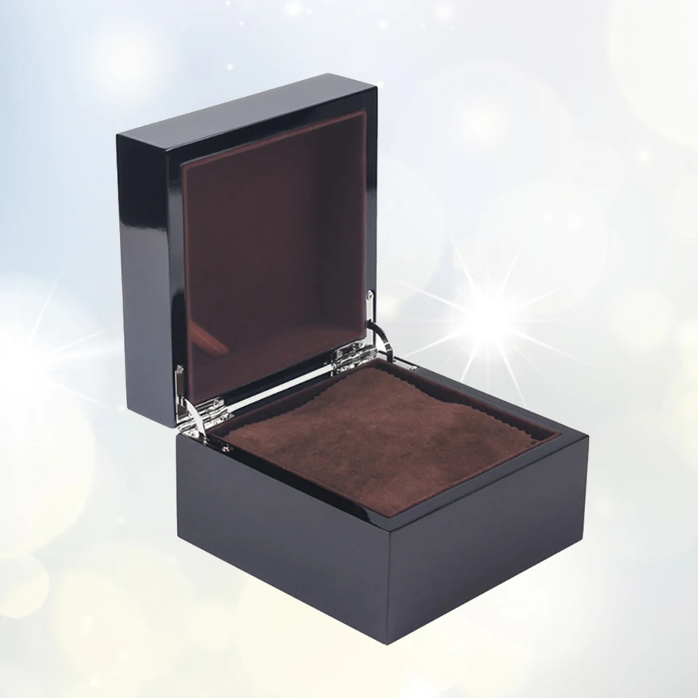 

Luxury Varnish Storage Watch Box Protective Case For Mens Watches Jewelry Travel Watch Display Case Wooden Display