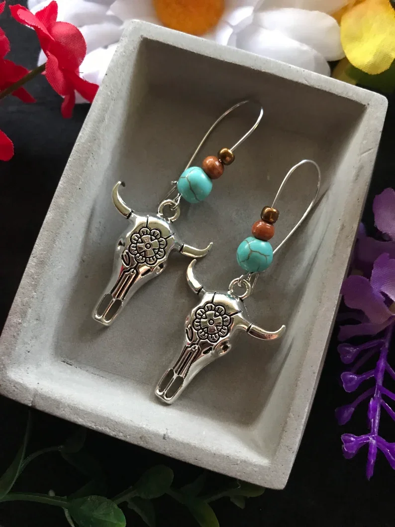 Creative Western Cowboy style Ox Head pendant earrings Bohemian turquoise animal pendant Earrings Jewelry gift