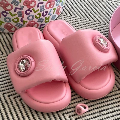 

Big Diamond Slippers Pink Peep Toe Thick Sole Outside Shoes Beach Shallow Non-slip Flip Flops Summer Slippers Solid Color