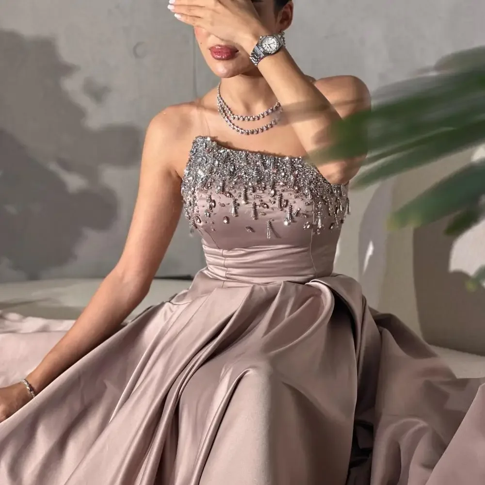 

Customized Dubai A Line Sleevesless Prom Dresses Beadings Evening Dresses Floor Length Vestidos De Novia Zipper Party Dresses