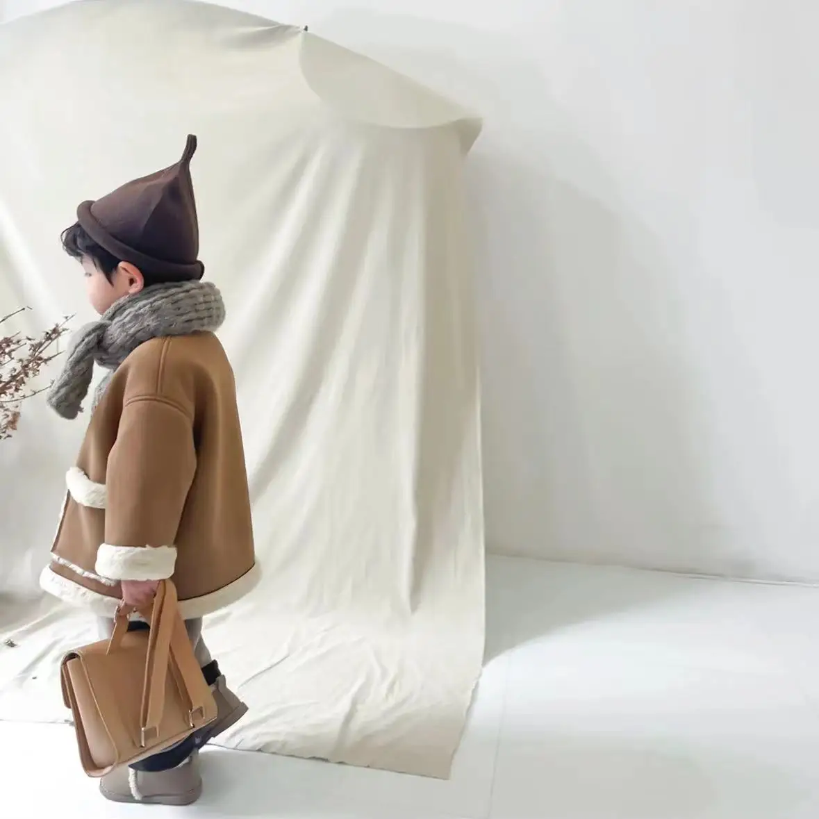 Boy Girl Coat Windbreak Warm Thicken Plush Collar Jacket Plush Top Winter 2025 High Quality Suede Overall Straight Pants Outfits image 4