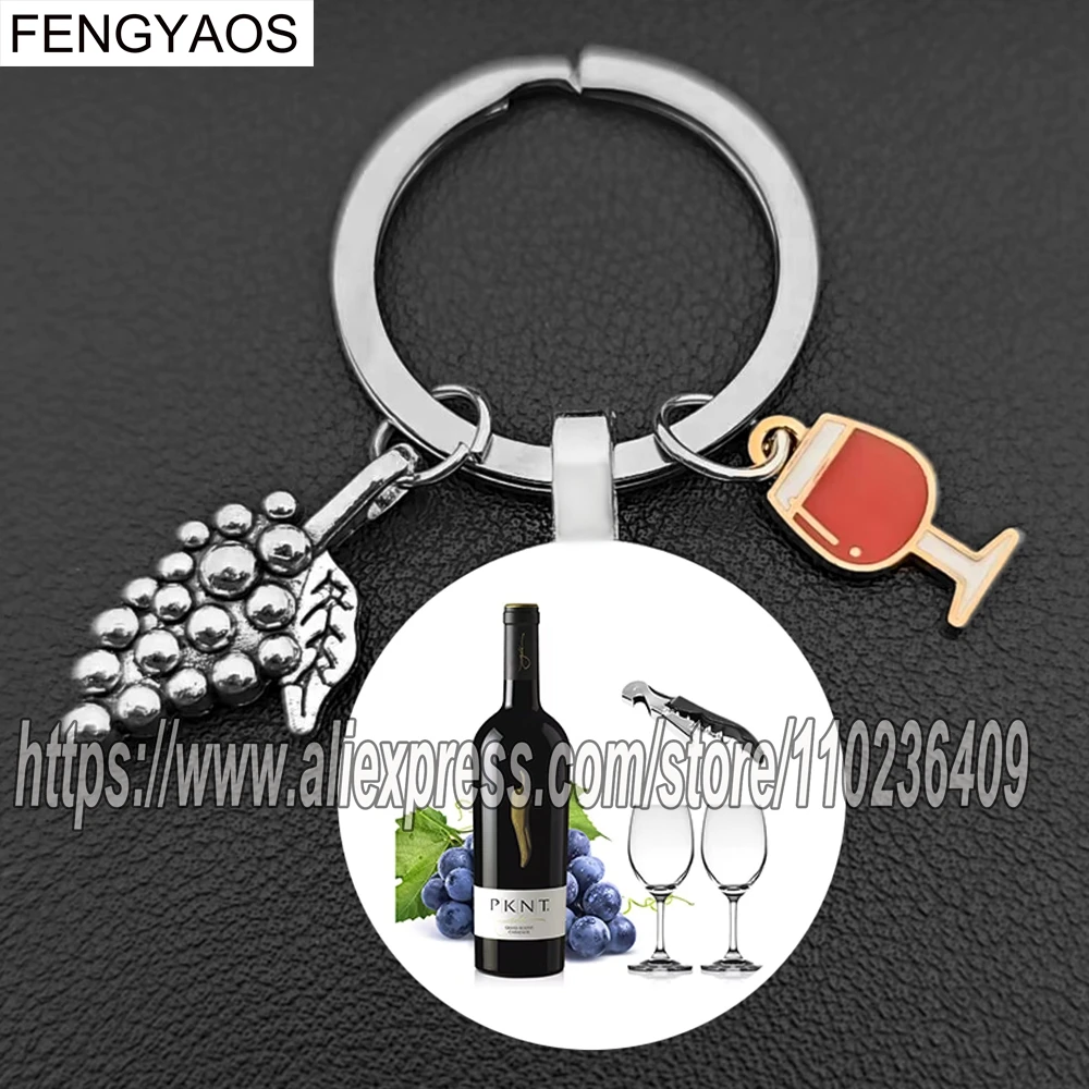 I Love Chile Keychain for Women Chile Tourism Commemorative Gift Keychains Red Wine Key Ring Grape Key Holder