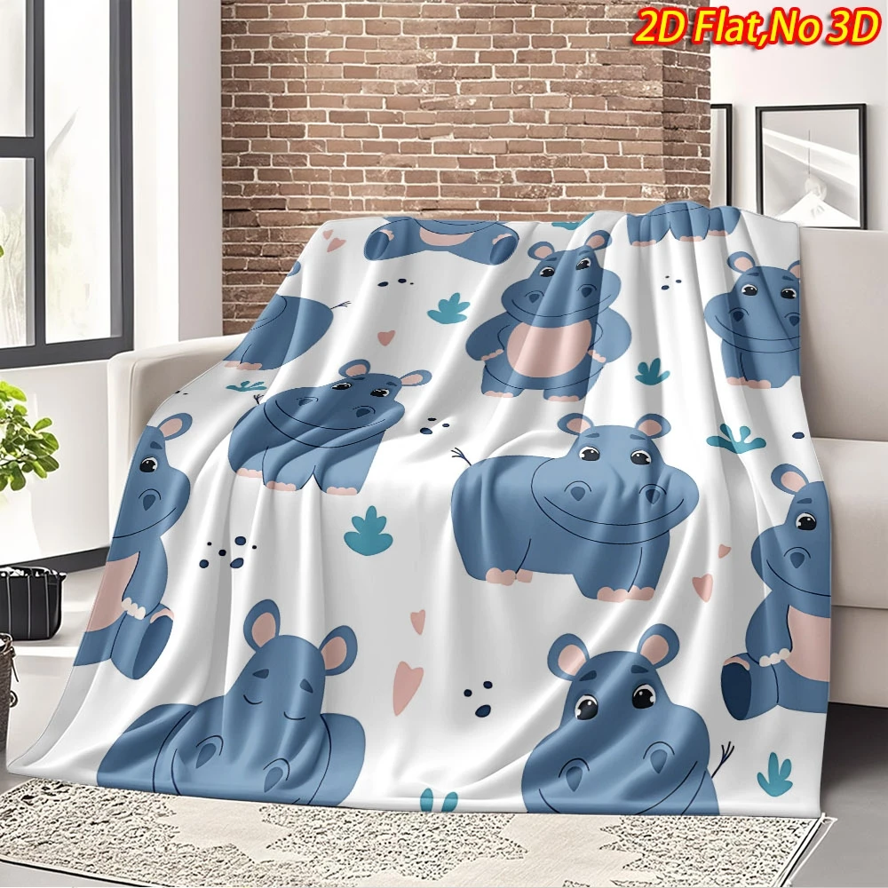 Manta de Franela con Base Blanca y Lindos Dibujos de Hipopótamo, Corazón y Hojas Azules, Suave y Cálida, para Sofá