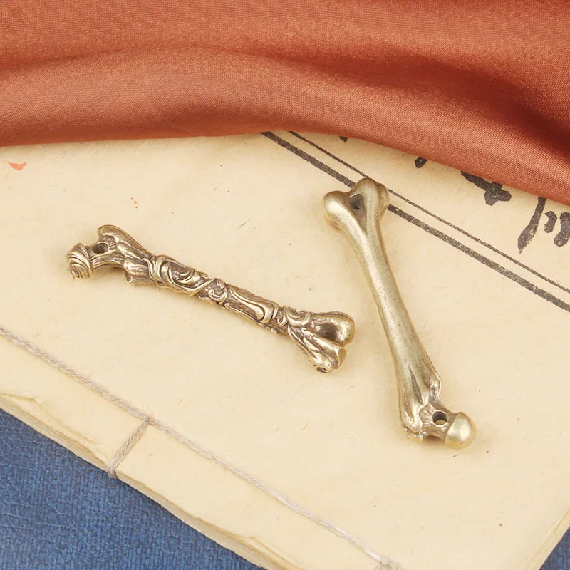 Vintage Brass Bone Keychain Pendant Engraved Creative Cultural Plaything Bag Pendant Old