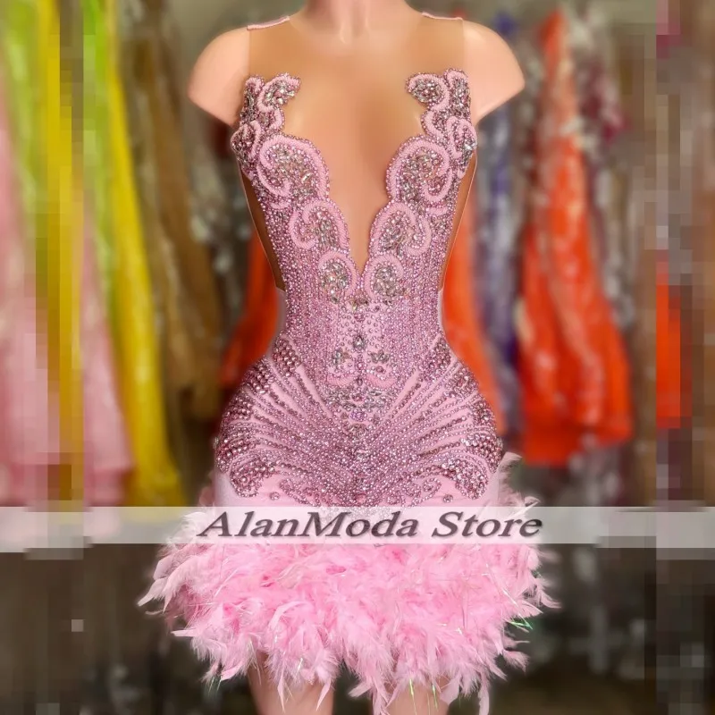 Pink Birthday Dresses Luxury Feathers Short Mermaid Prom Gowns Sheer Neck Vestidos De Graduación Customized Party Outfits