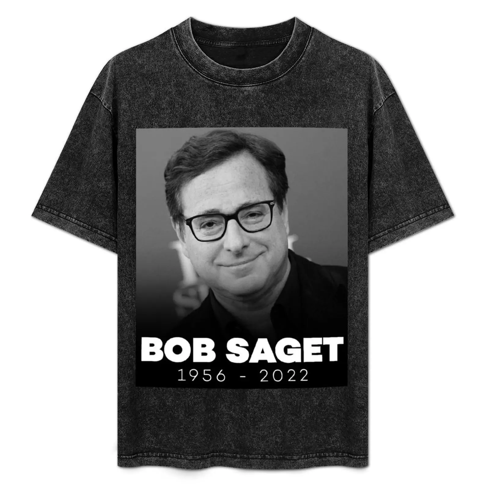 

Bob saget - rip Bob saget - Bob saget autograph T-Shirt Plus Size Basic Cotton T-Shirt