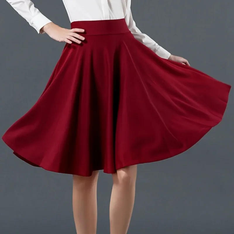 

Новая юбка в европейском и американском стиле с плиссировкой, высокой талией и эффектом стрейч.