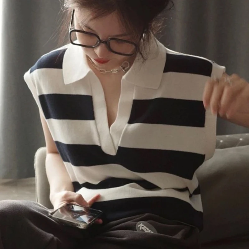

New V-neck Knitted Striped Short Sleeve T-shirt Women Fashion Summer Short Lapel Sleeveless Top Casual Elegant Ice Silk Clothing