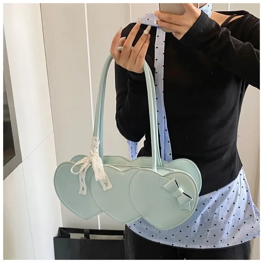 

New spring and summer fashion casual niche love bag female versatile exquisite fashion single shoulder crossbody female bag