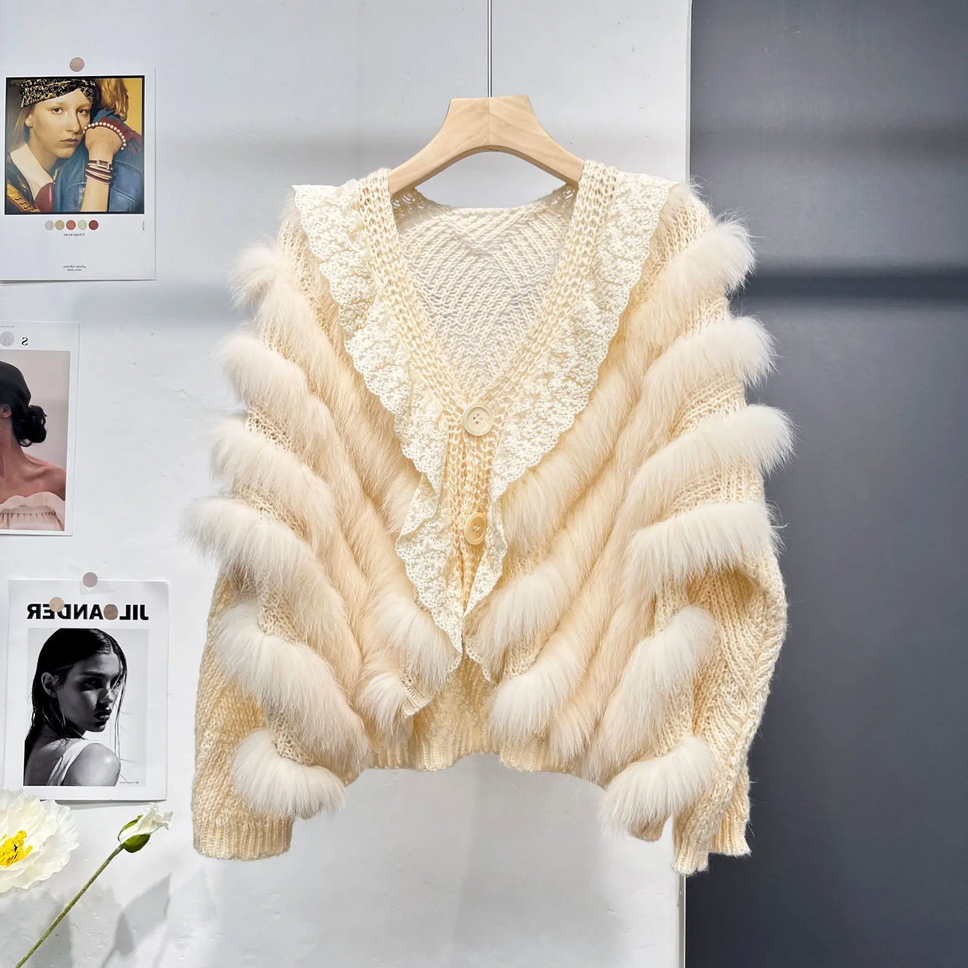 

Autumn and Winter New Haining Fur Coat Knitted Cardigan Fox Hair Car Stripes Lace Young Style Celebrity 2023