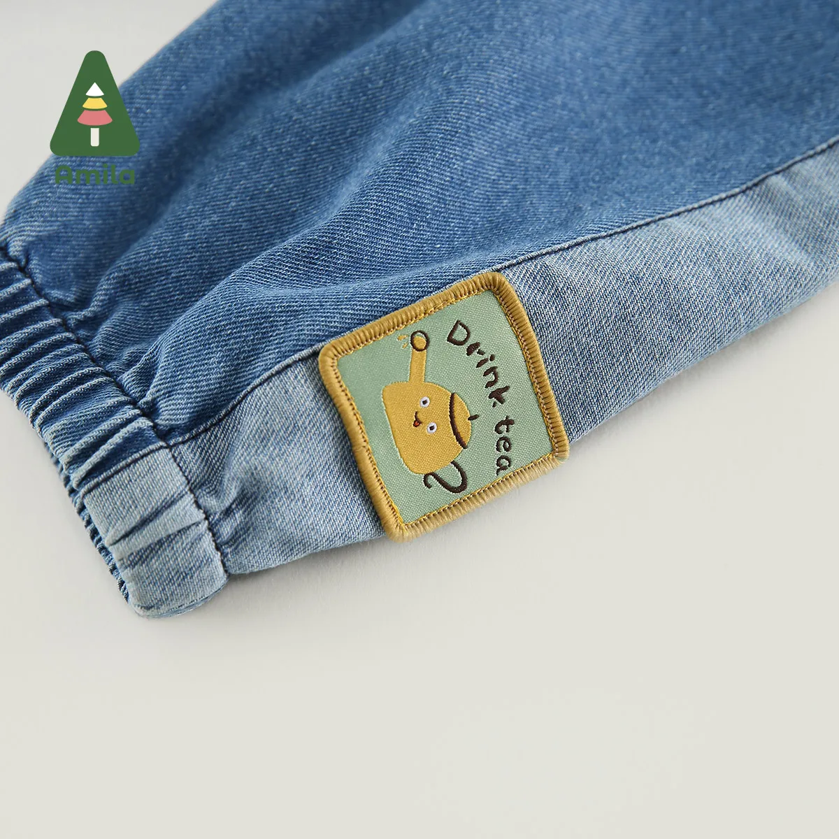 Amila Baby Denim Pants 2023 Spring New Fashion Patchwork Children Casual Soft Blue Jeans Loose Trousers Boys Girls Kids Clothes
