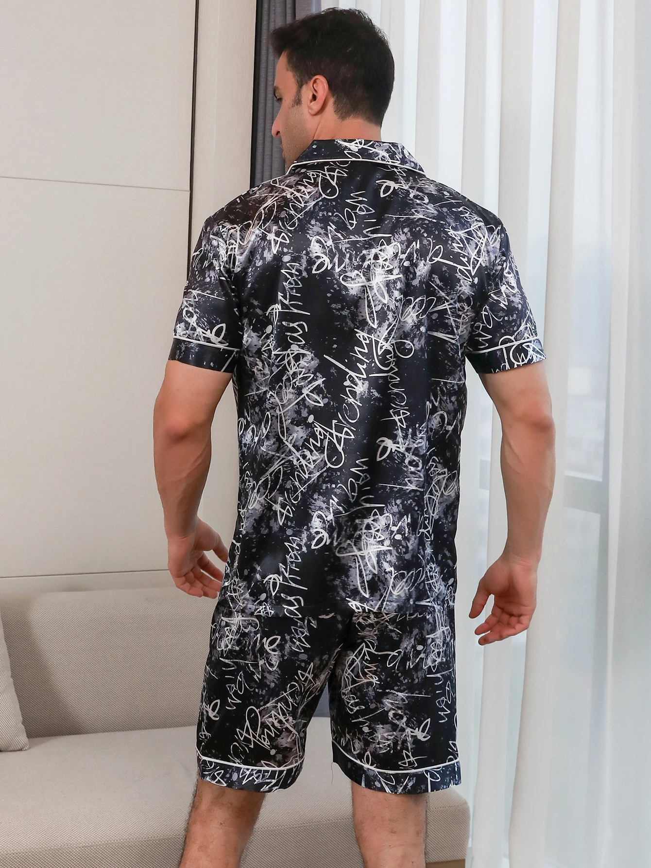 Two piece sets for men's sleepwear summer short sleeved shorts signature wall printed home clothes sleepwear set