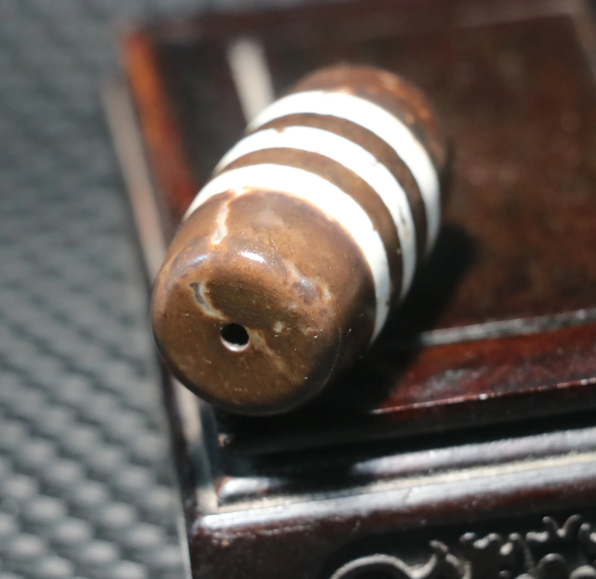 

Тибетский старый агат, редкий узор GONGXIFACAI 1005009126722027 DAJIDALI, тип линии, целитель, медицина, большая форма барабана, бусина дзи