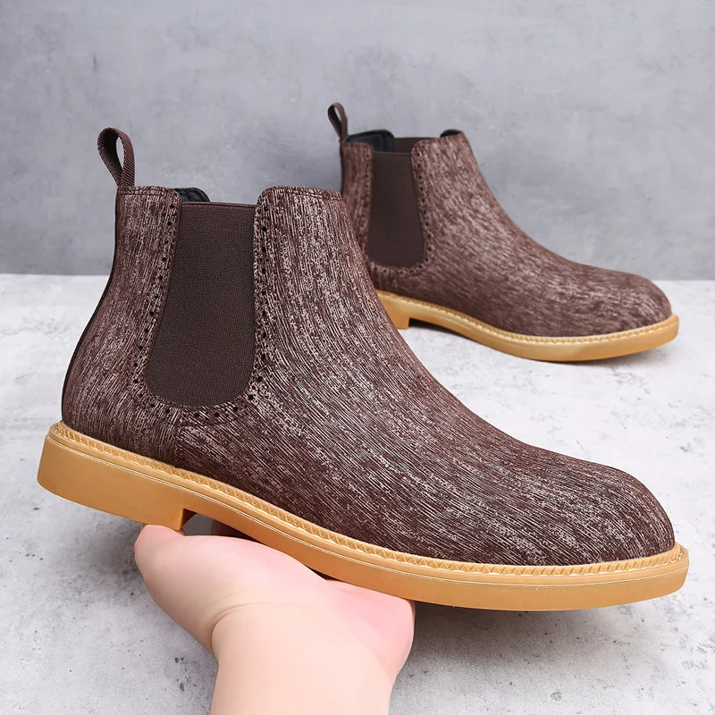 

Men Pointed Chelsea Boots with Elastic Bands on Both Sides Ankle Boots Comfortable Classic and Versatile Style