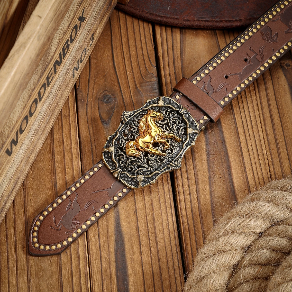 Ein Unisex-Gürtel im Western-Stil mit Vintage-Metallschnallen, strapazierfähigem PU-Leder und einem modernen Modeaccessoire für Cowboys. – Detail 7