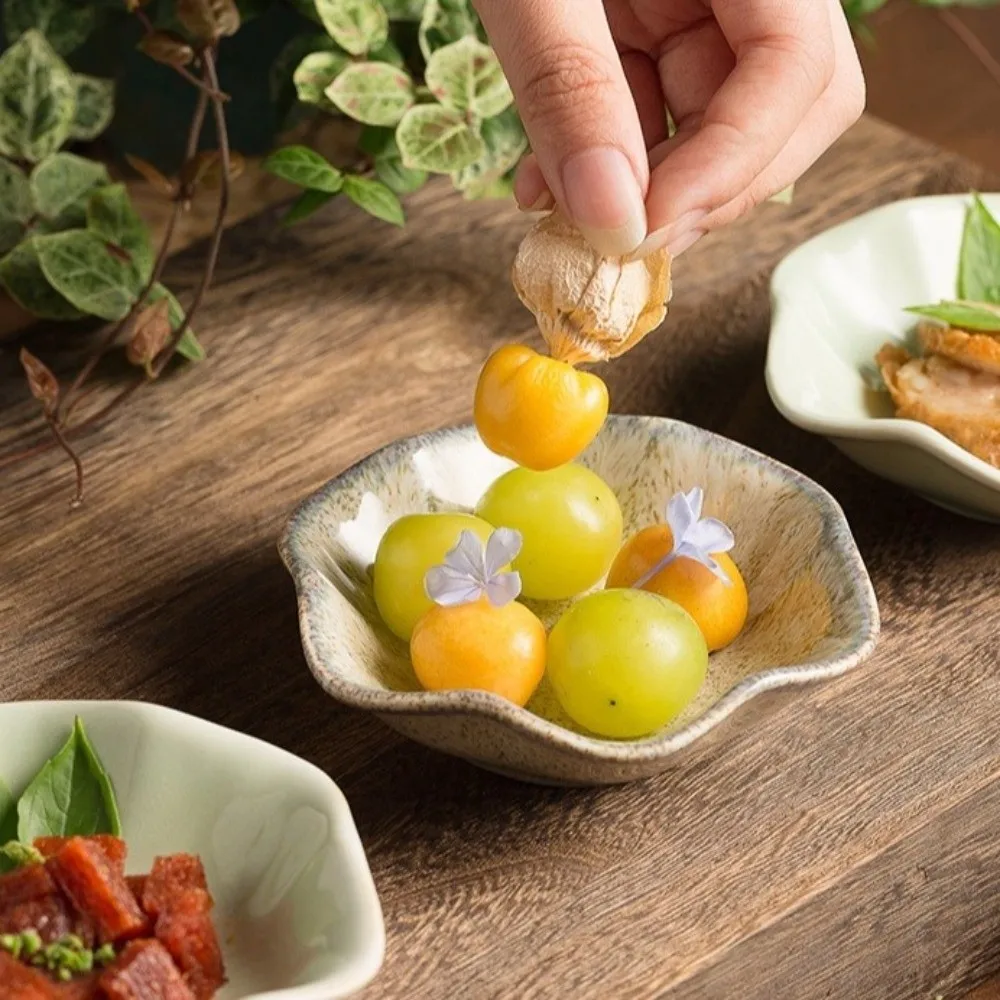 Soy Sauce Dishes Japanese Style Ceramic Dipping Dish Lotus-shaped Kiln Glaze Mini Fruits Bowl Retro Sauce Dish Family Gathering