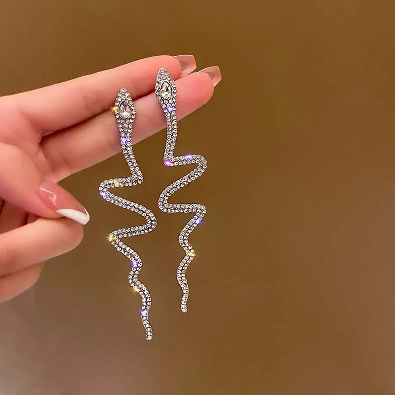 Vintage Sliver Color Snake Shape Dangle Earrings For Women Girl Fashion Long Tassel Crystal Drop Earring Weddings Jewelry Bijoux