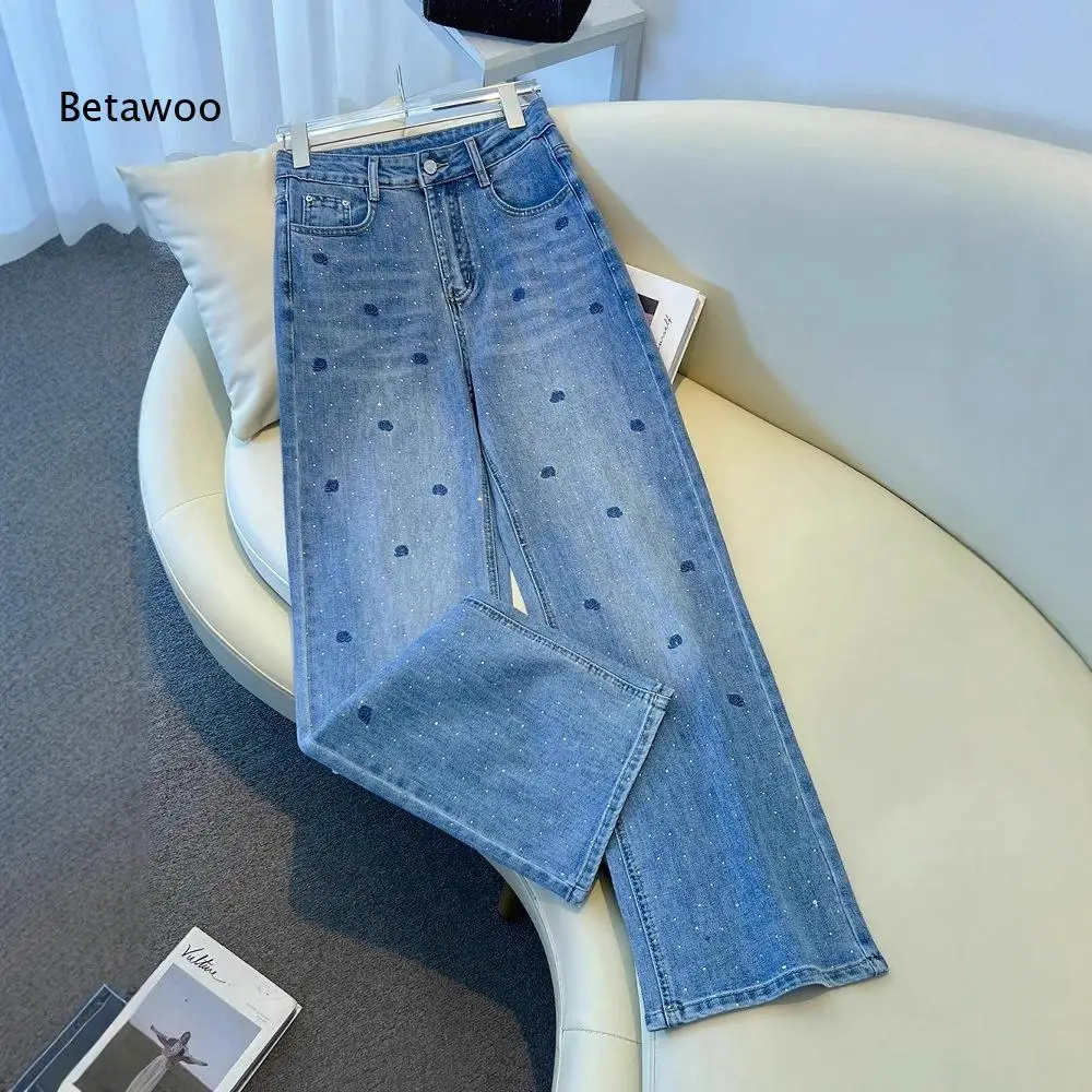 

Vintage Washed Heart Studded High Waist Relaxed Fit Wide Leg Jeans