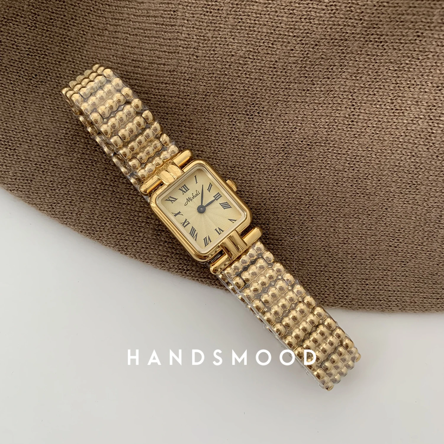 Light luxury fashion niche square small dial antique style exquisite quartz watch for women light luxury temperament