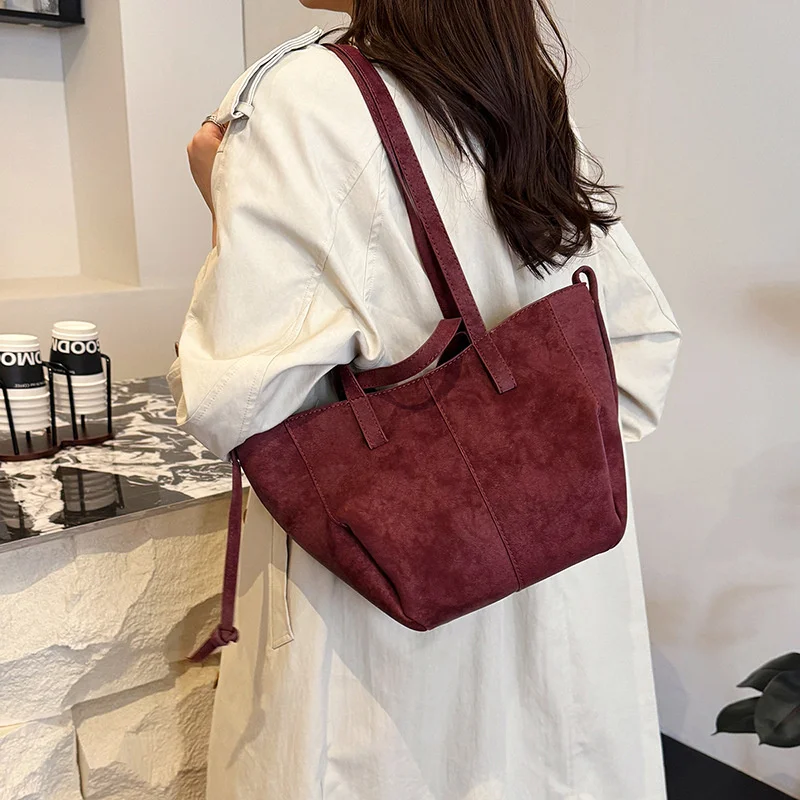 Thumbnail 4 - #59 Best Leather Shoulder Bags to Buy In 2026