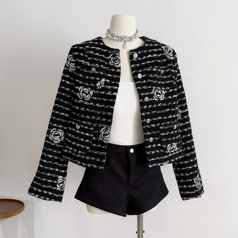 

Women Elegant Jacket Korean Style Luxury Short Suit Coat Fashion Embroidered Camellia Casual Jackets Black Suit Jacket Coat