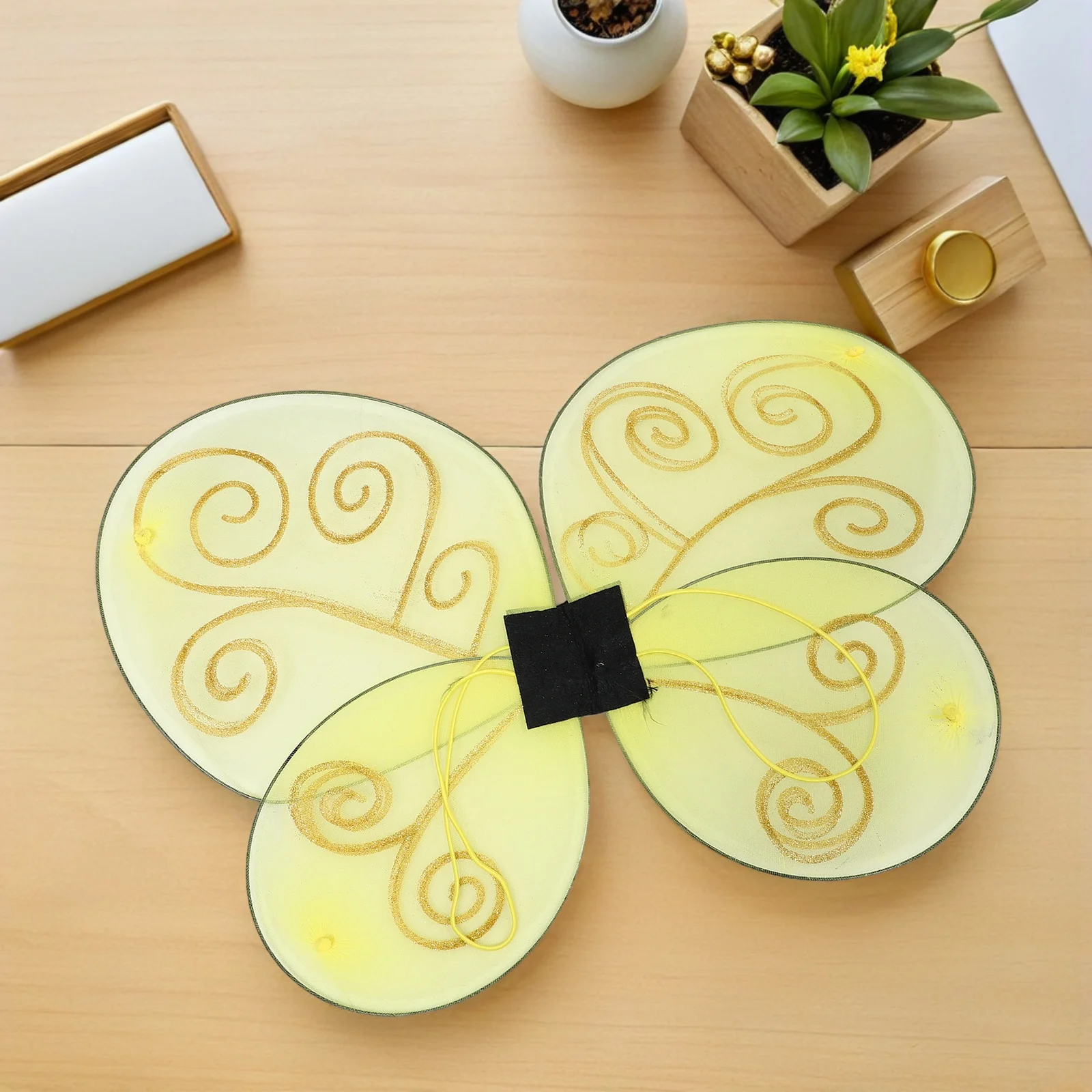 

Yellow Bee Wings Fairy Costume Wings Party Dress-Up Halloween Bee Costume Accessories Party Favors