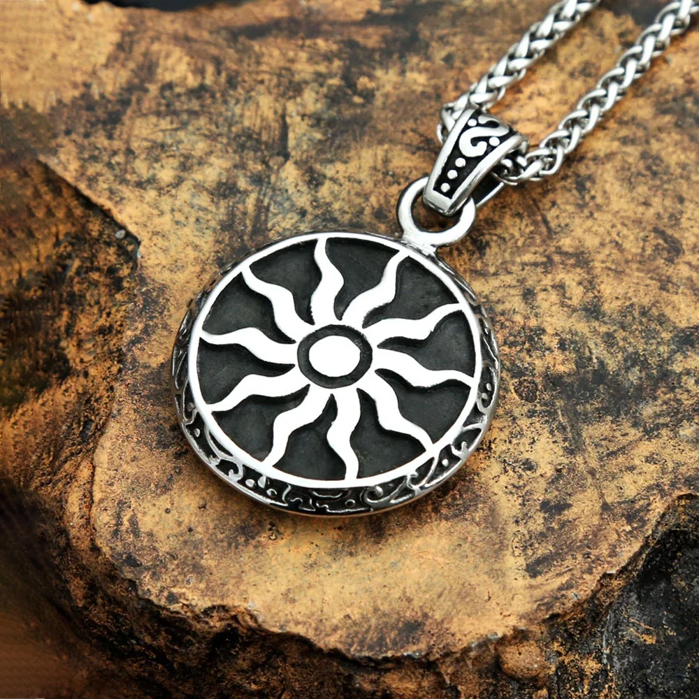 Vintage Classic Apollo Amulet Sun God Pendant Necklace For Men Fashion Round 316L Stainless Steel Necklace Myth Jewelry Gift