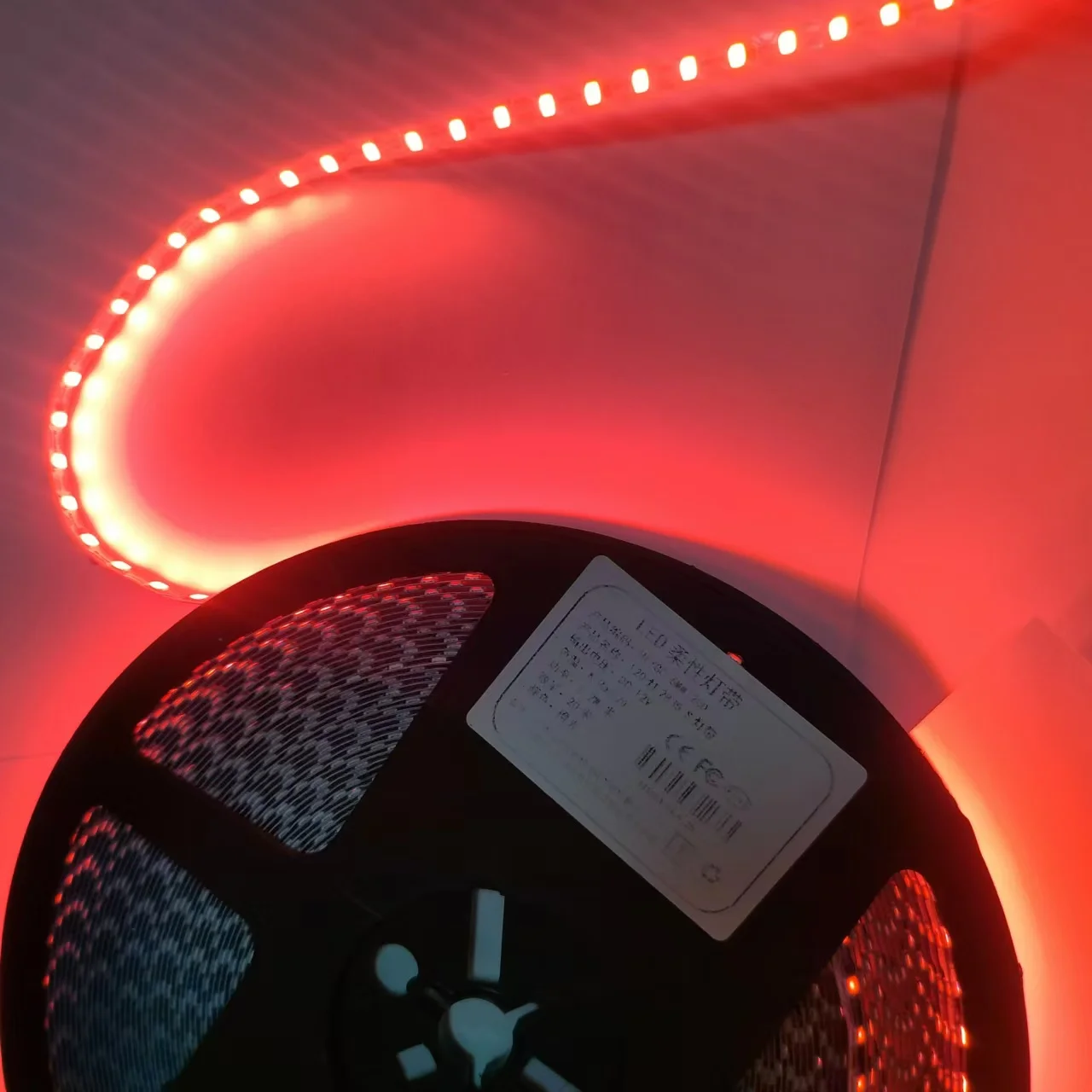 

S Shape Flex LED Strip Lighting 6MM PCB 12V 120LEDS PER Meter 100meters IP20 For Separated Neon Light Source