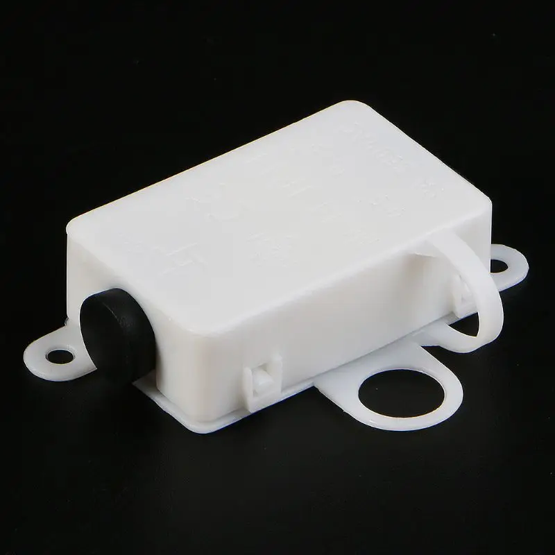 10A 250V AC 3 Pin IP44สายเคเบิลไฟฟ้ากันน้ำลวดเชื่อมต่อกล่อง