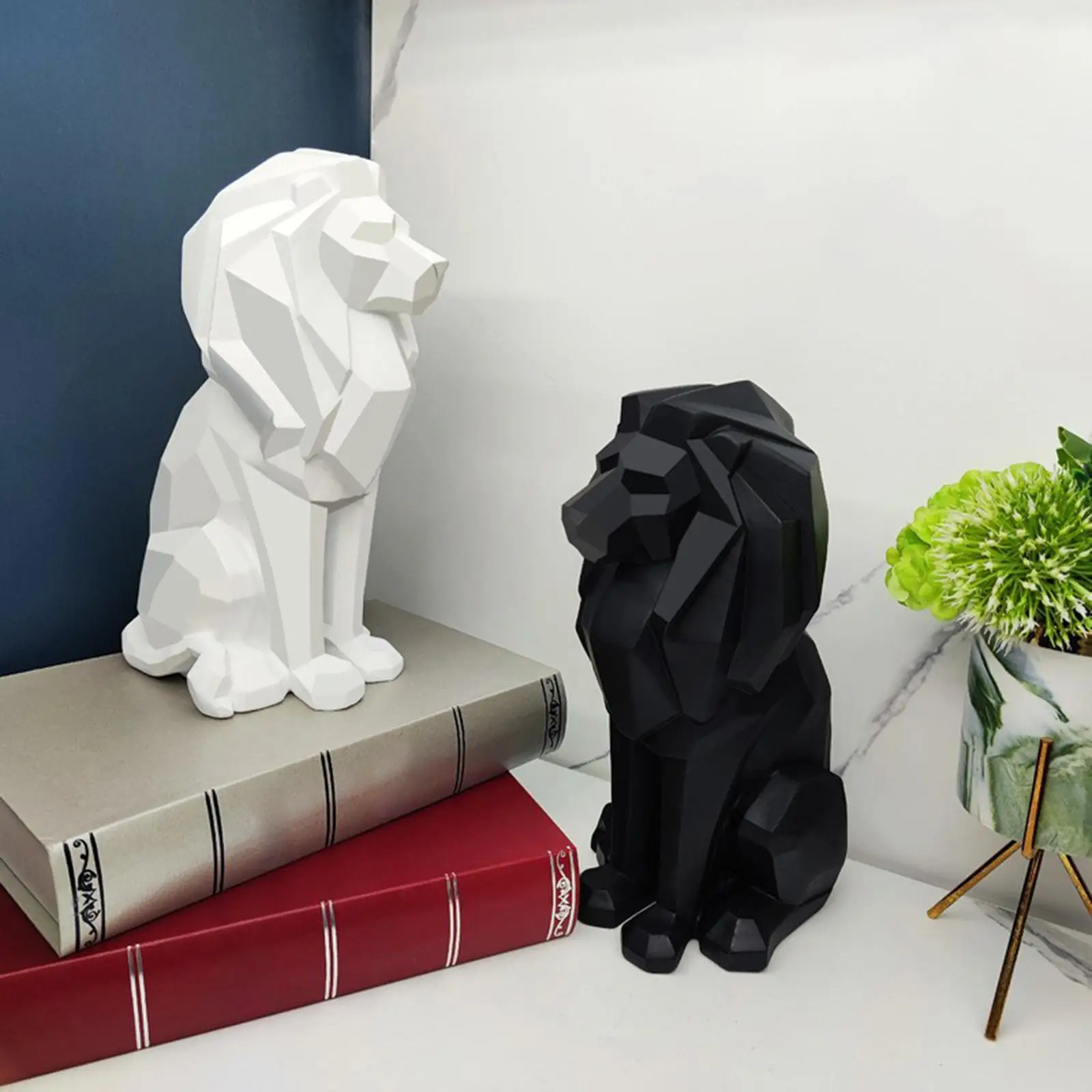 Creative Lion Statue Christmas Gifts Garden Cabinet Accessories