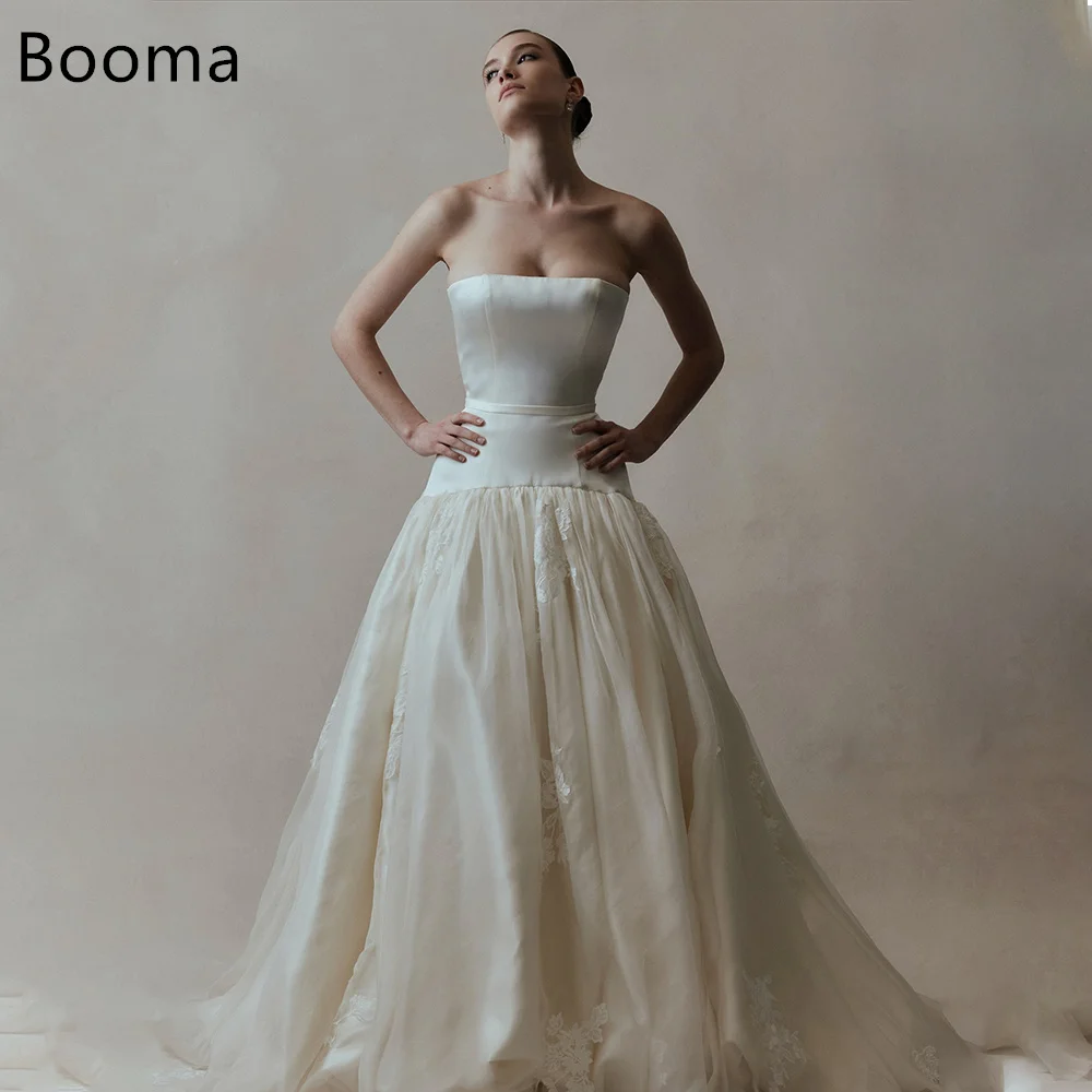 

Booma A-Line Strapless Lace Appliques Elegant Wedding Dresses Classic Sleeveless Brides Gown Custom Made 2025