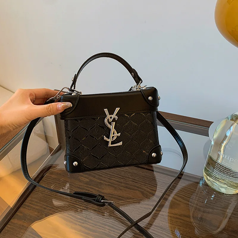2025 New Box Bag Women's High Appearance Level Indentation Handbag French Temperament Senior Sense Crossbody Bag